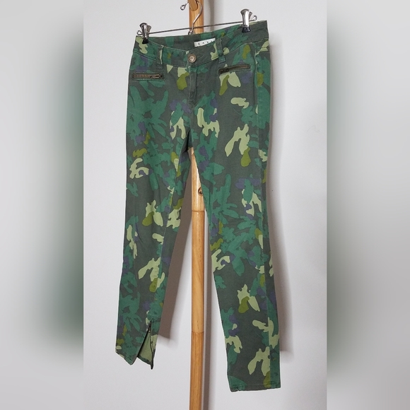 CAbi Clover Camo Jeggings Size 0 - Picture 3 of 8
